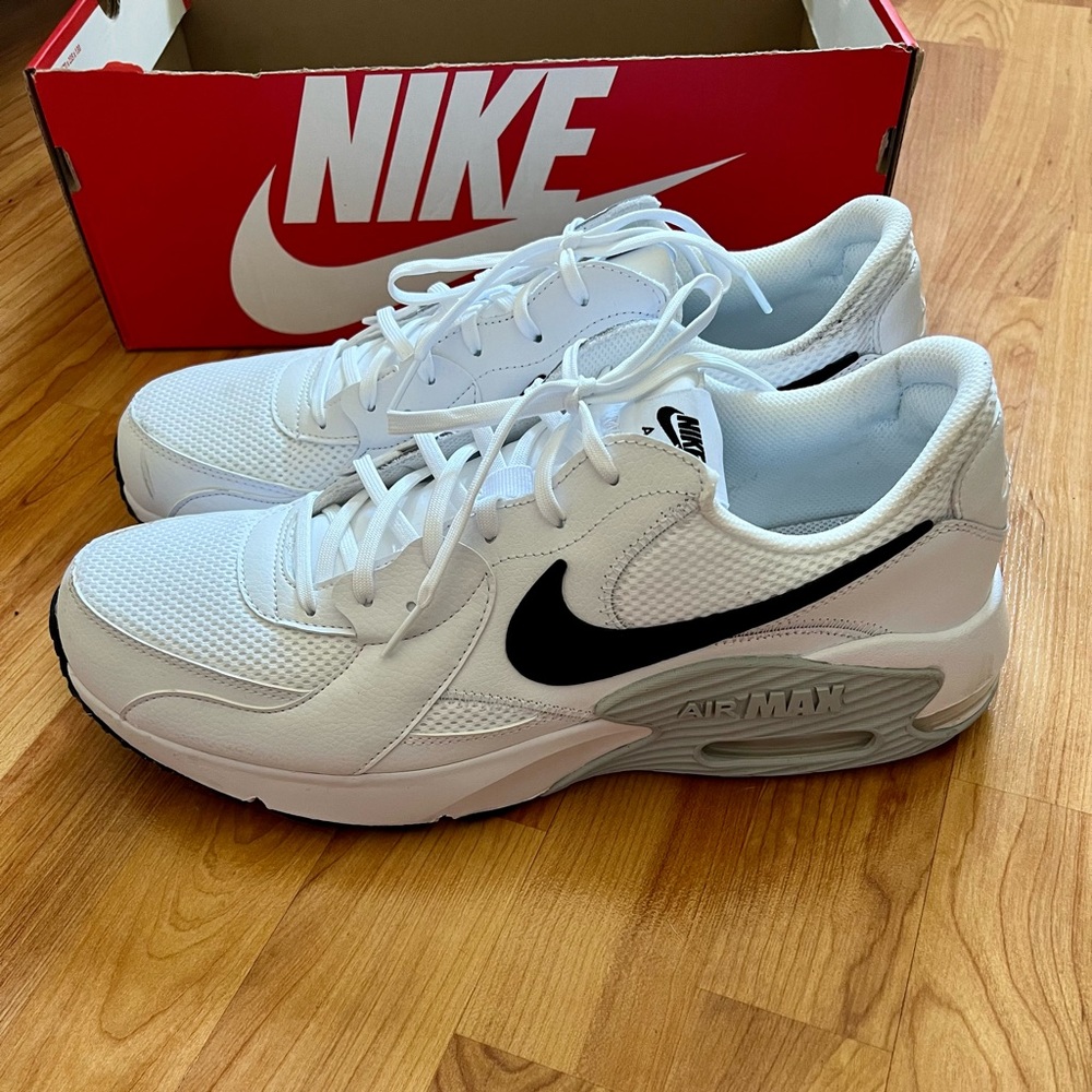 Nike Air Max Excee White
